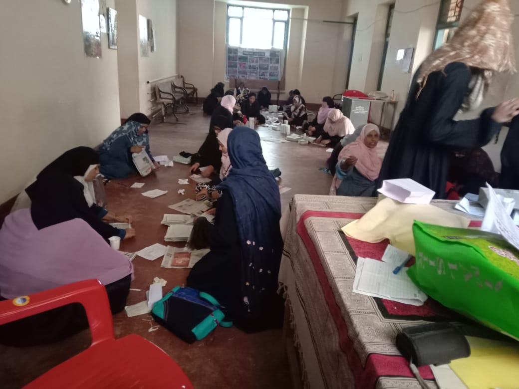 https://1ngo.sgp1.digitaloceanspaces.com/media/harsitha/PAPER BAG MAKING TRAINING.jpeg